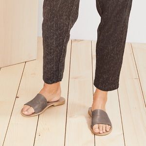 Cocobelle Bhea Slides in Grey made in Italy